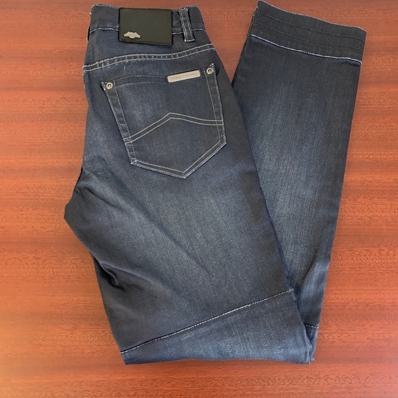 NWOT Armani Exchange Skinny Entroit Jeans